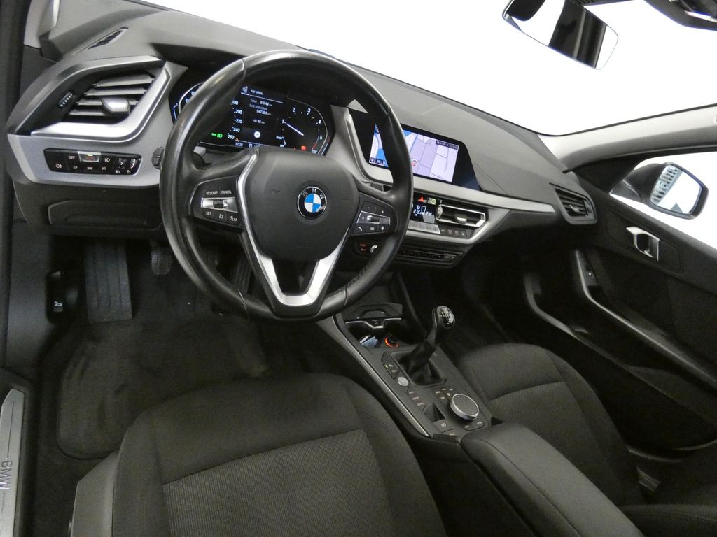 BMW 116 2021