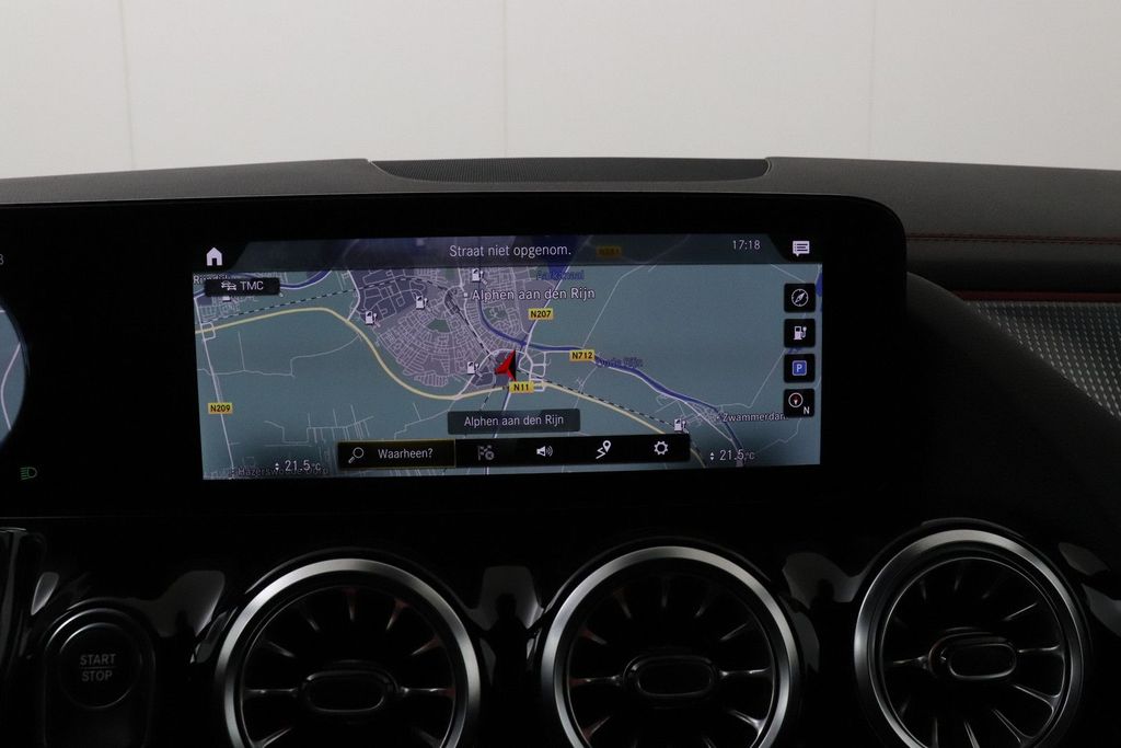 Mercedes-Benz EQA 2021