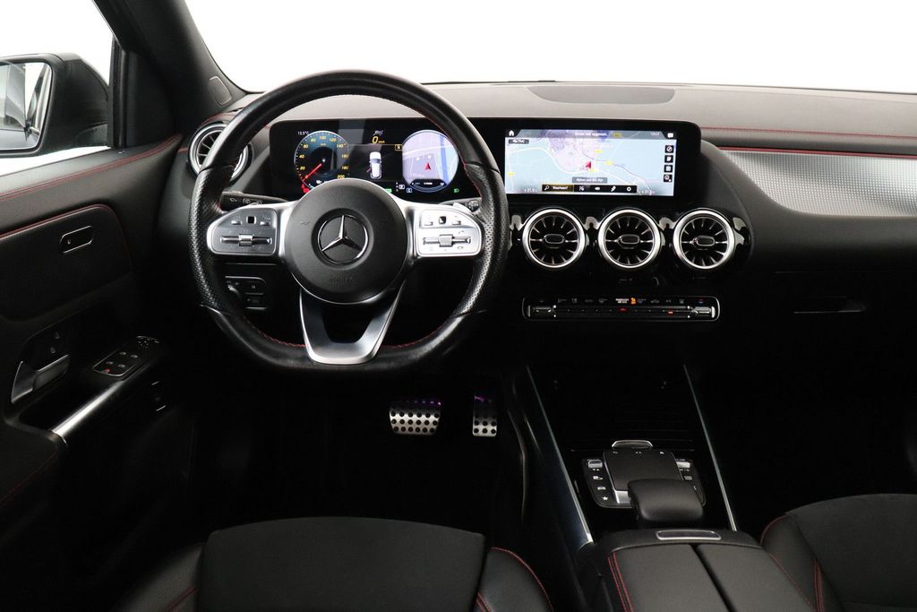 Mercedes-Benz EQA 2021