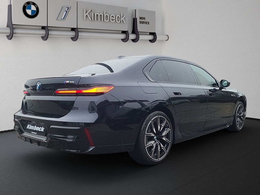 BMW i7 2024