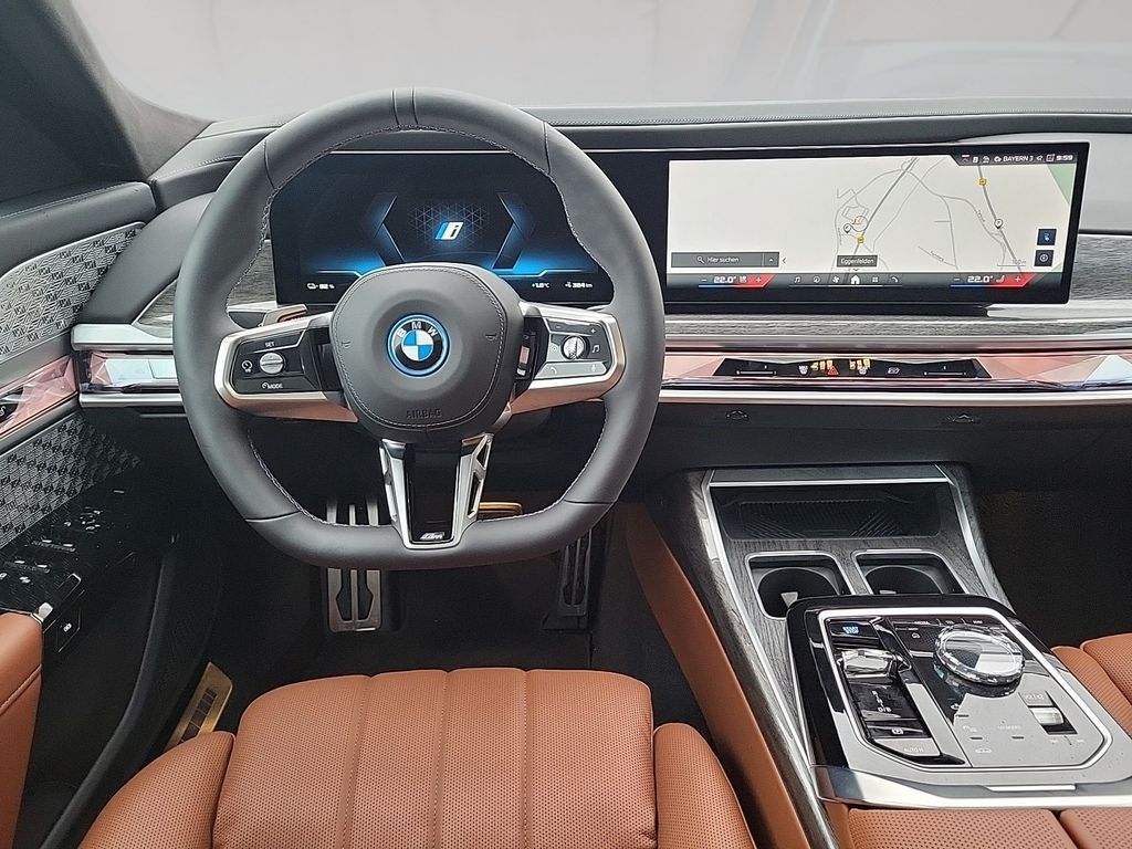 BMW i7 2024