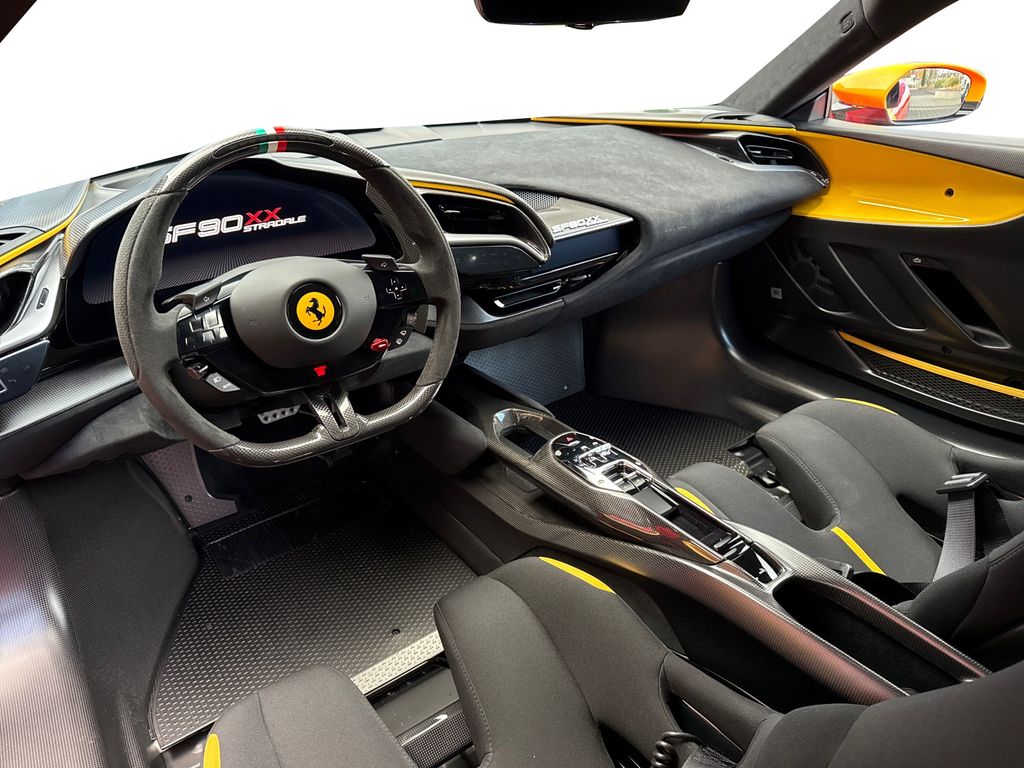 Ferrari SF90 2024