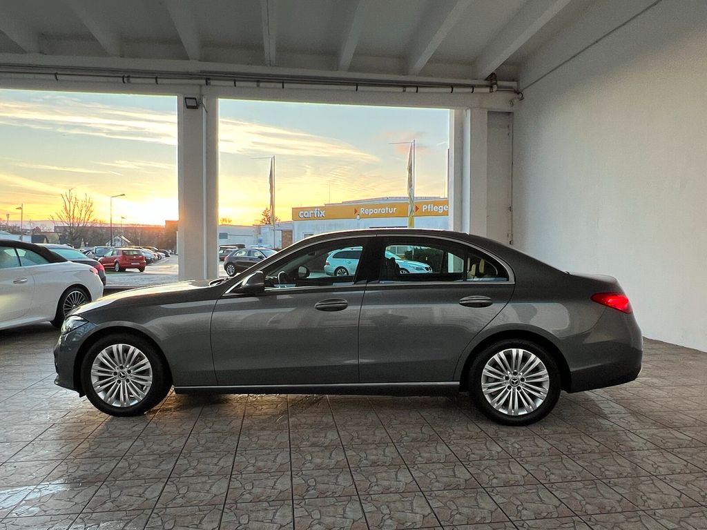 Mercedes-Benz C 220 2024