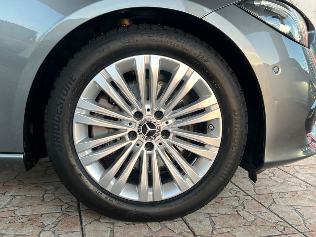 Mercedes-Benz C 220 2024