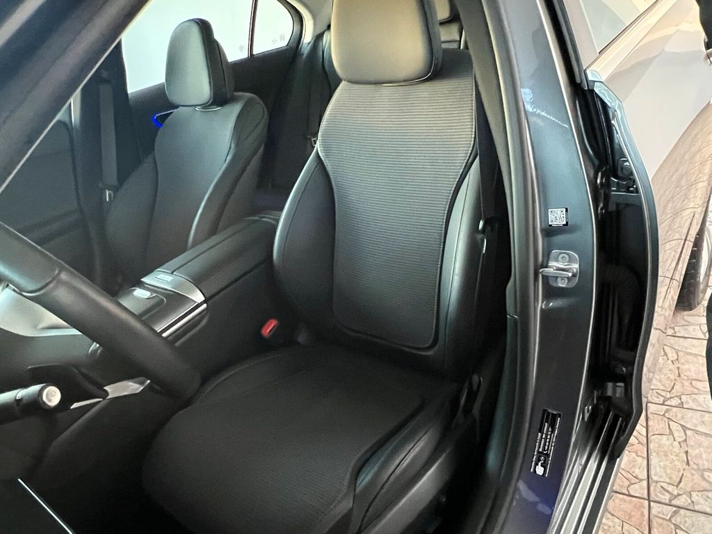 Mercedes-Benz C 220 2024