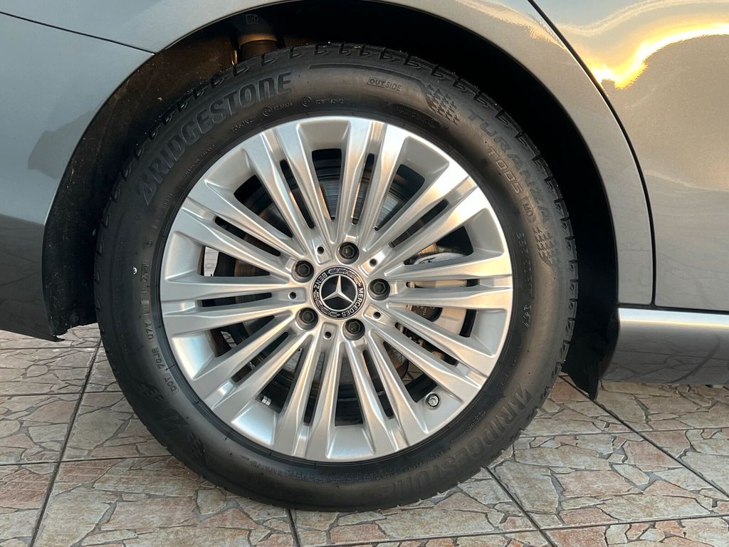Mercedes-Benz C 220 2024