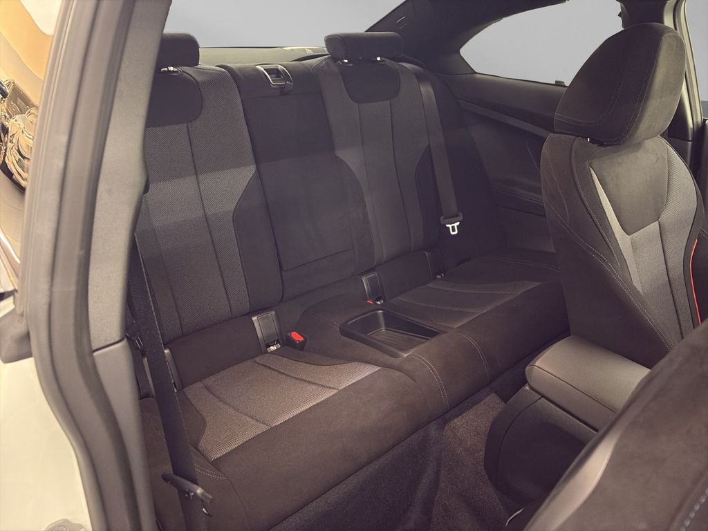 BMW 218 2024