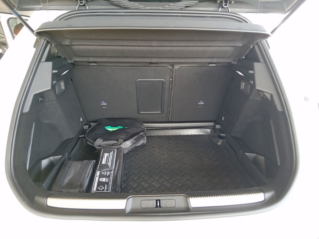 DS Automobiles DS7 (Crossback) 2021