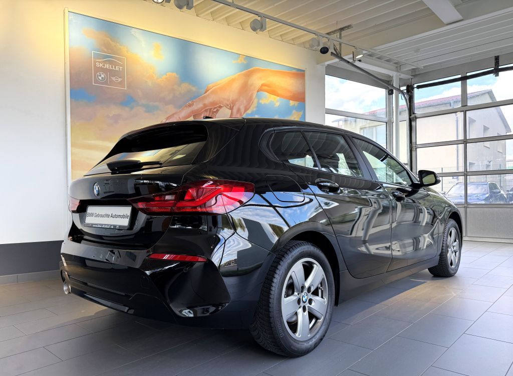 BMW 116 2022