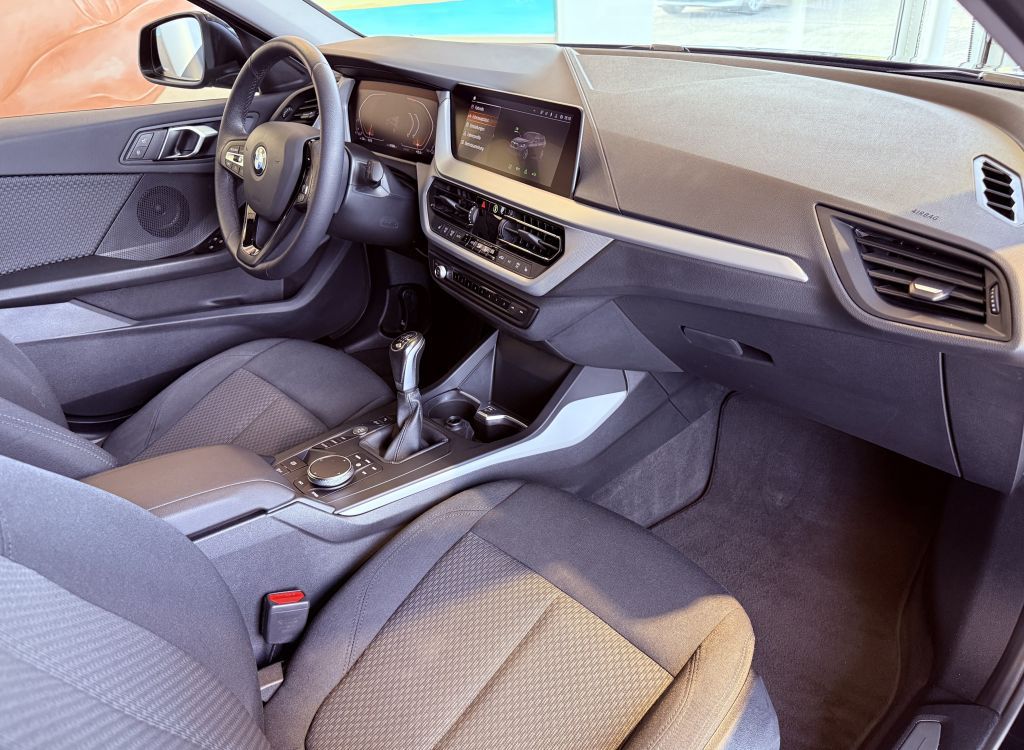 BMW 116 2022