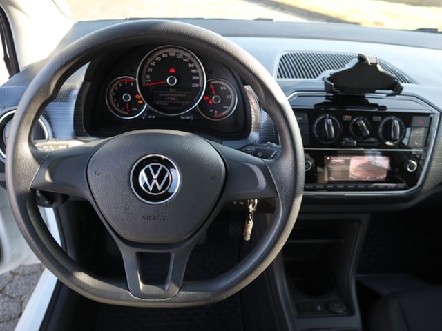 Volkswagen up! 2023