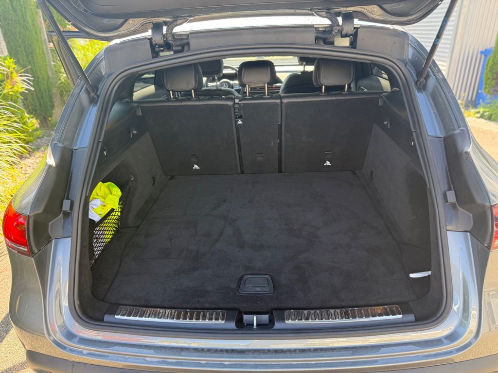 Mercedes-Benz EQC 2023