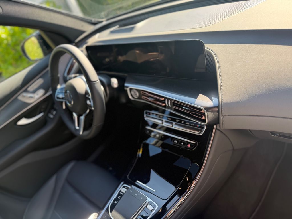 Mercedes-Benz EQC 2023