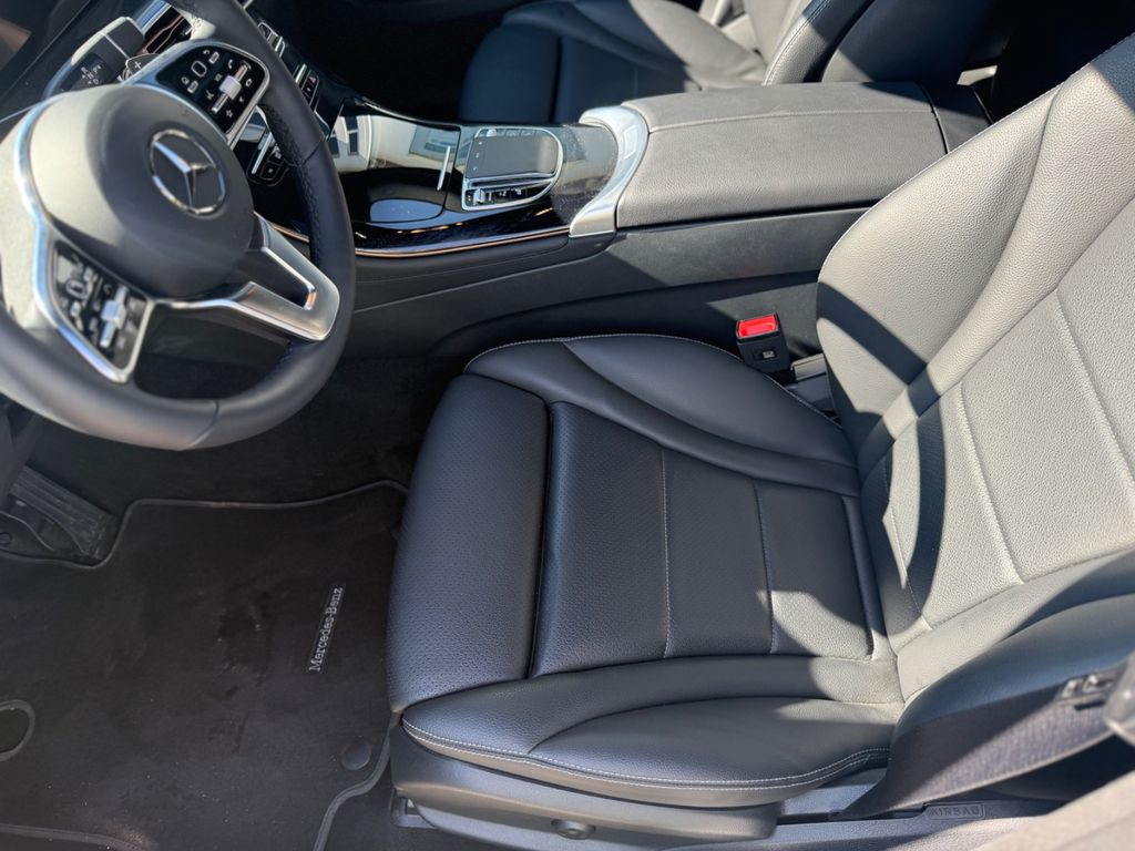 Mercedes-Benz EQC 2023