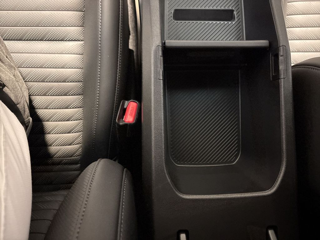 Kia EV4 2025