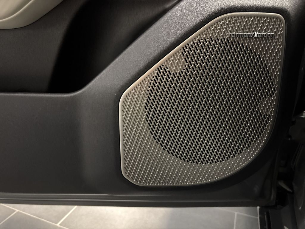 Kia EV4 2025