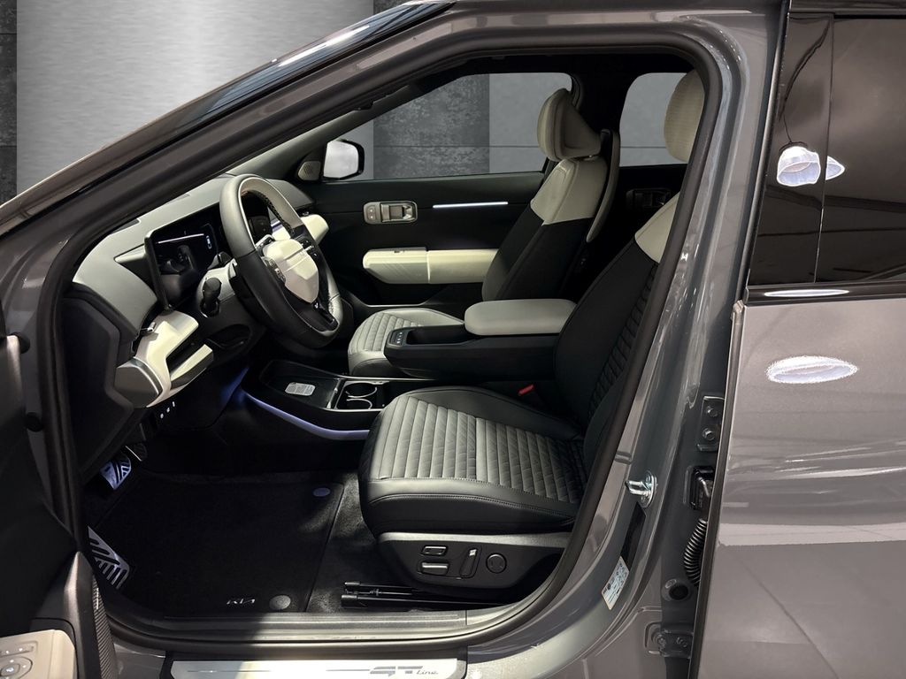 Kia EV4 2025
