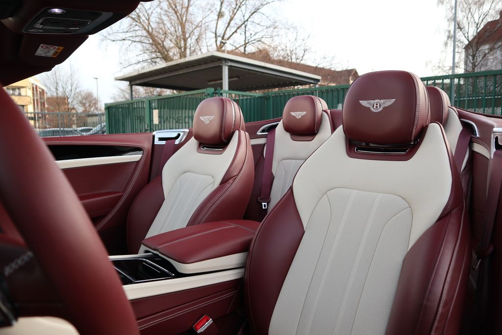 Bentley Continental GTC