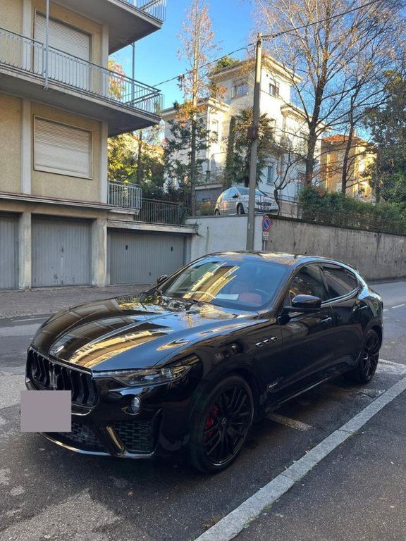 Maserati Levante 2021