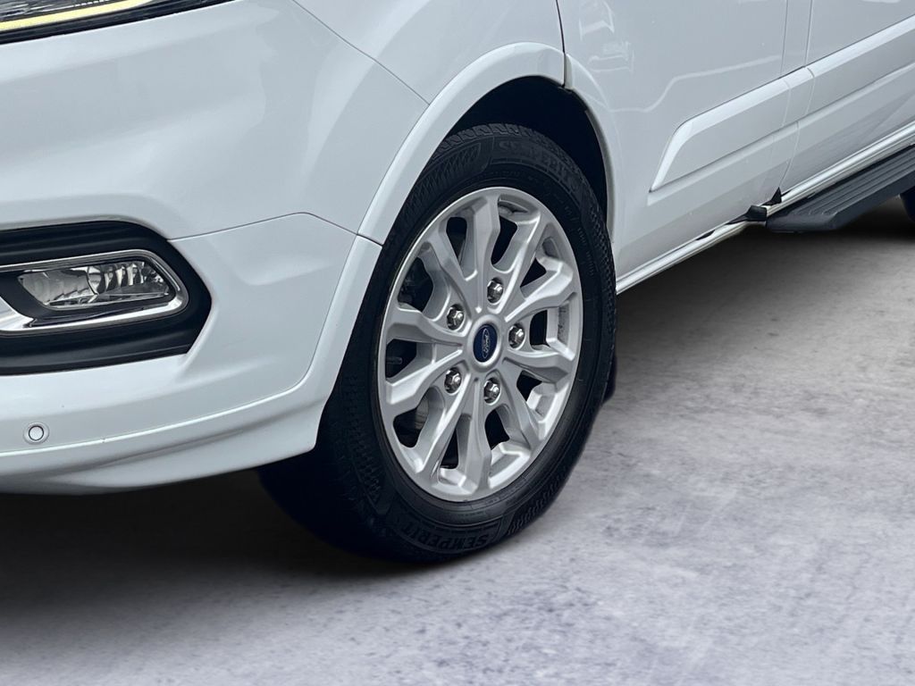 Ford Tourneo Custom 2022
