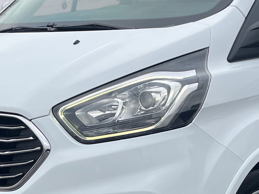 Ford Tourneo Custom 2022