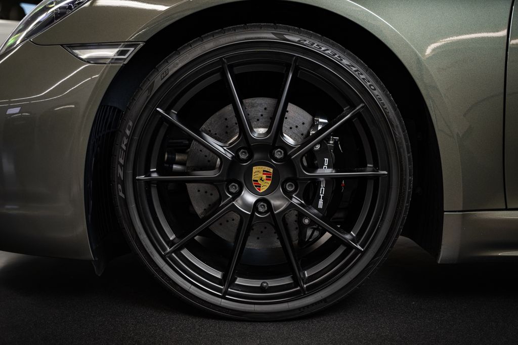 Porsche Cayman 2020