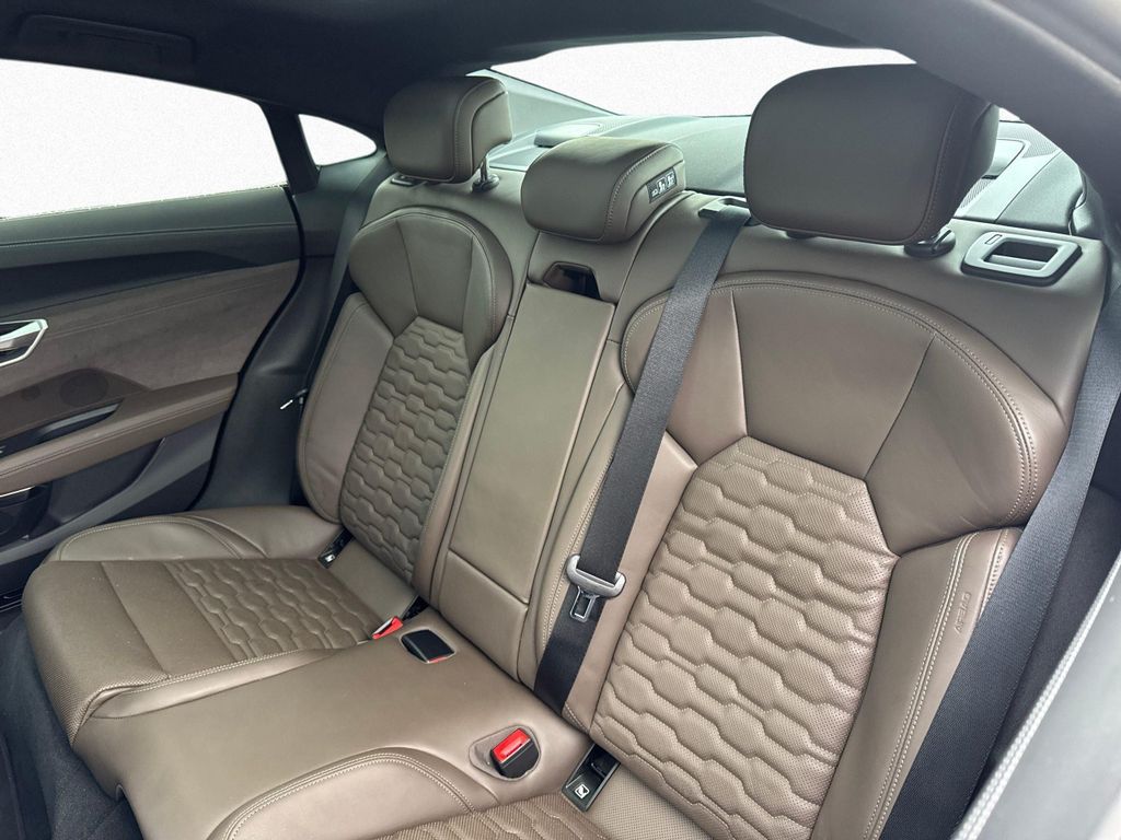 Audi RS e-tron GT 2023