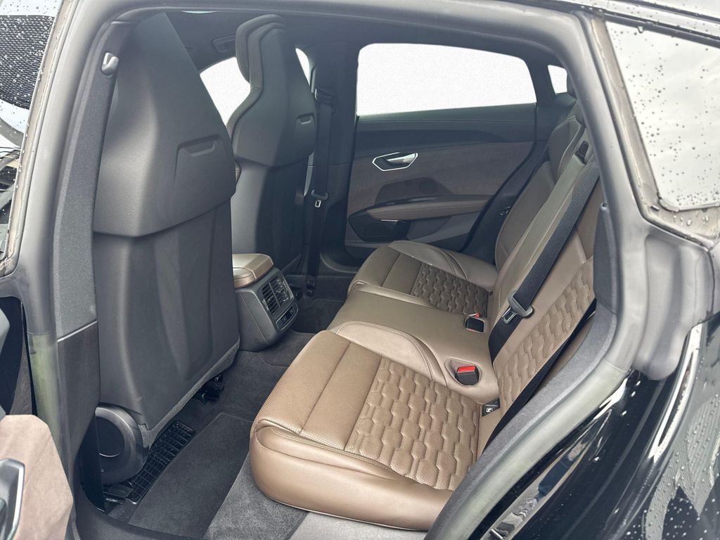 Audi RS e-tron GT 2023