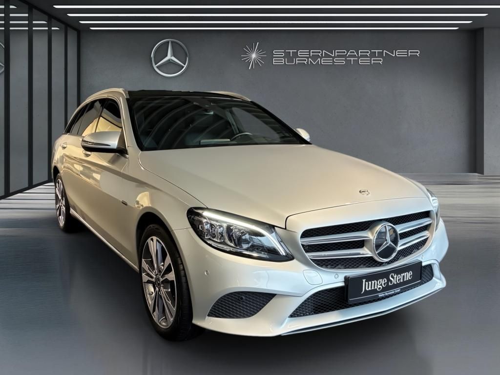 Mercedes-Benz C 300 2021