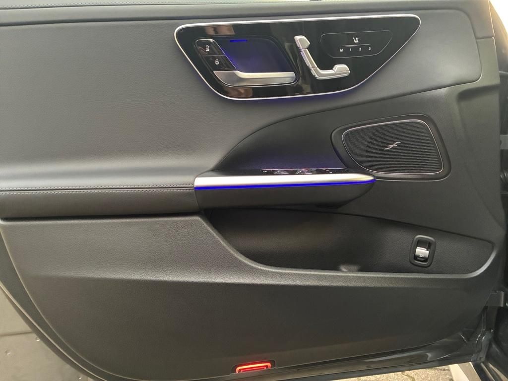 Mercedes-Benz C 300 2024