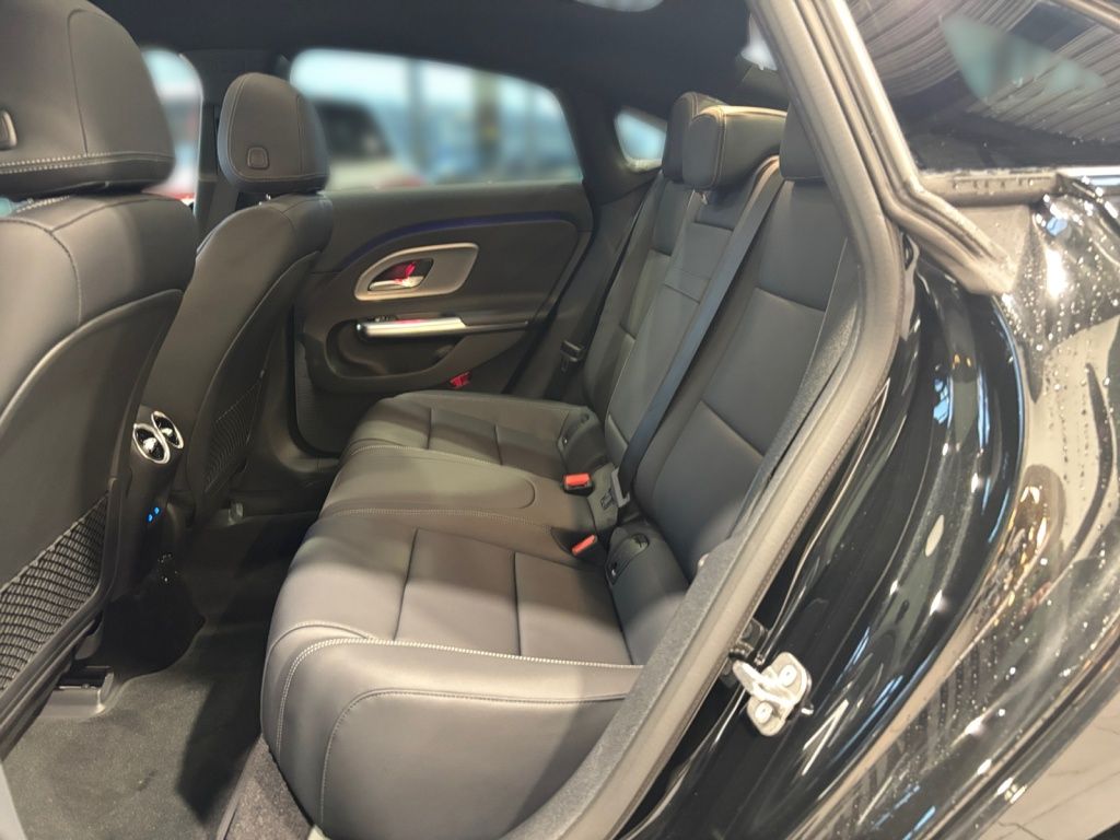 Mercedes-Benz CLA 250 2025