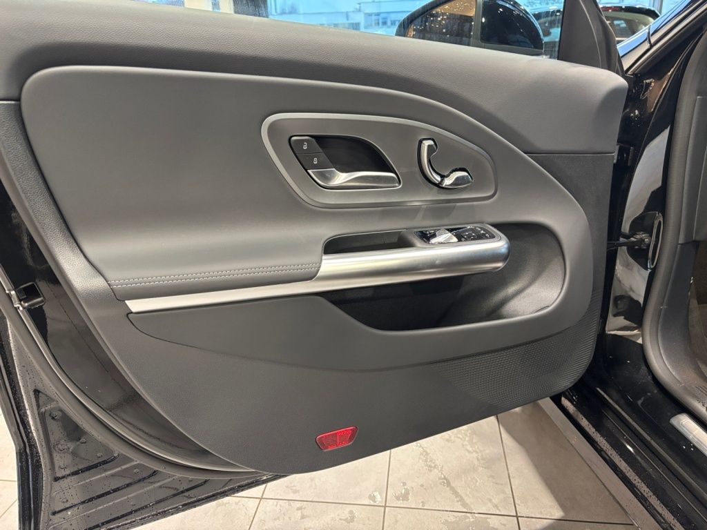 Mercedes-Benz CLA 250 2025