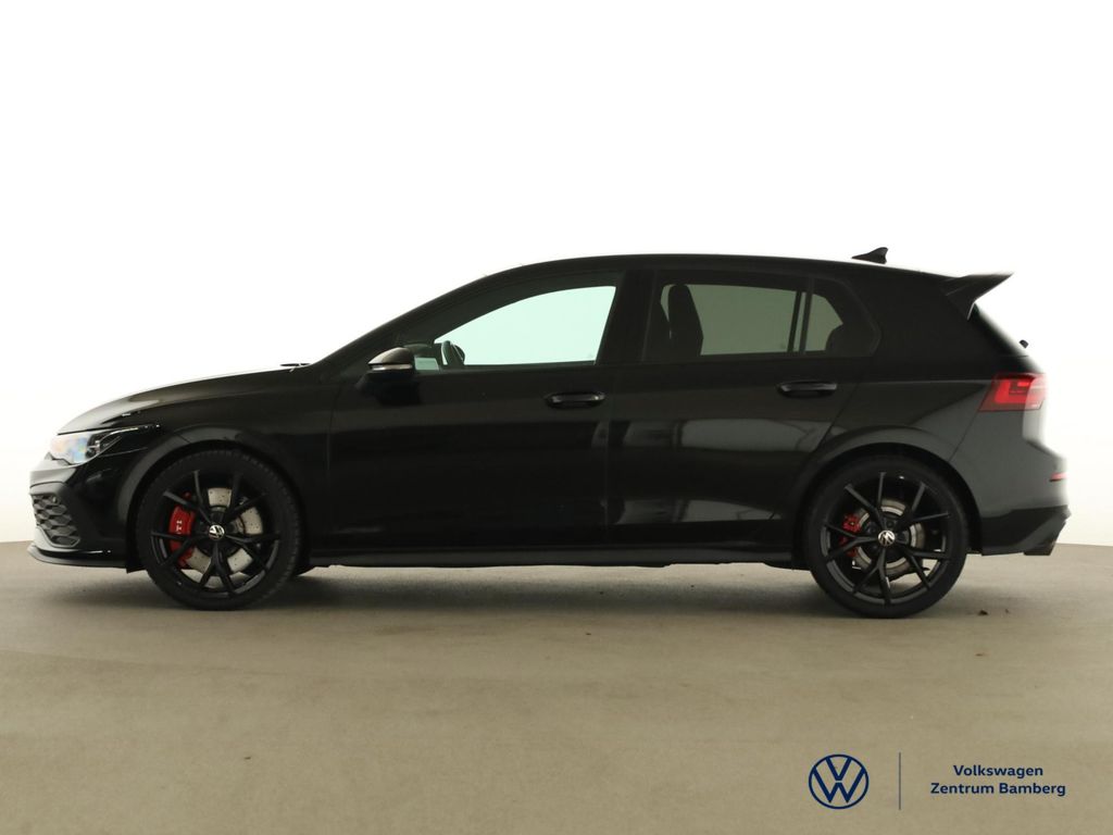 Volkswagen Golf 2024