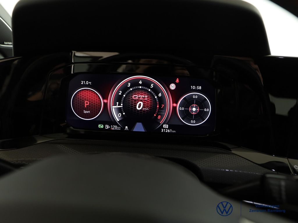 Volkswagen Golf 2024