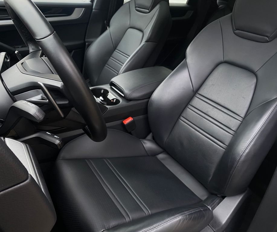 Porsche Cayenne 2023