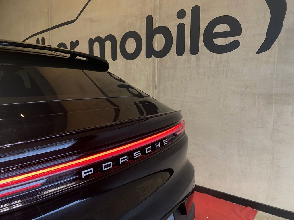 Porsche Cayenne 2023