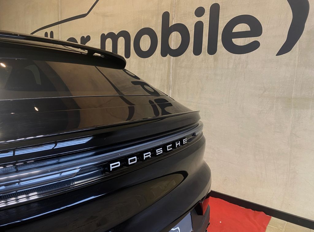 Porsche Cayenne 2023