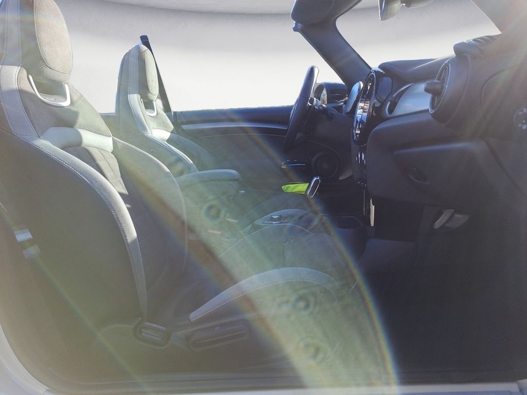 MINI John Cooper Works Cabrio 2022