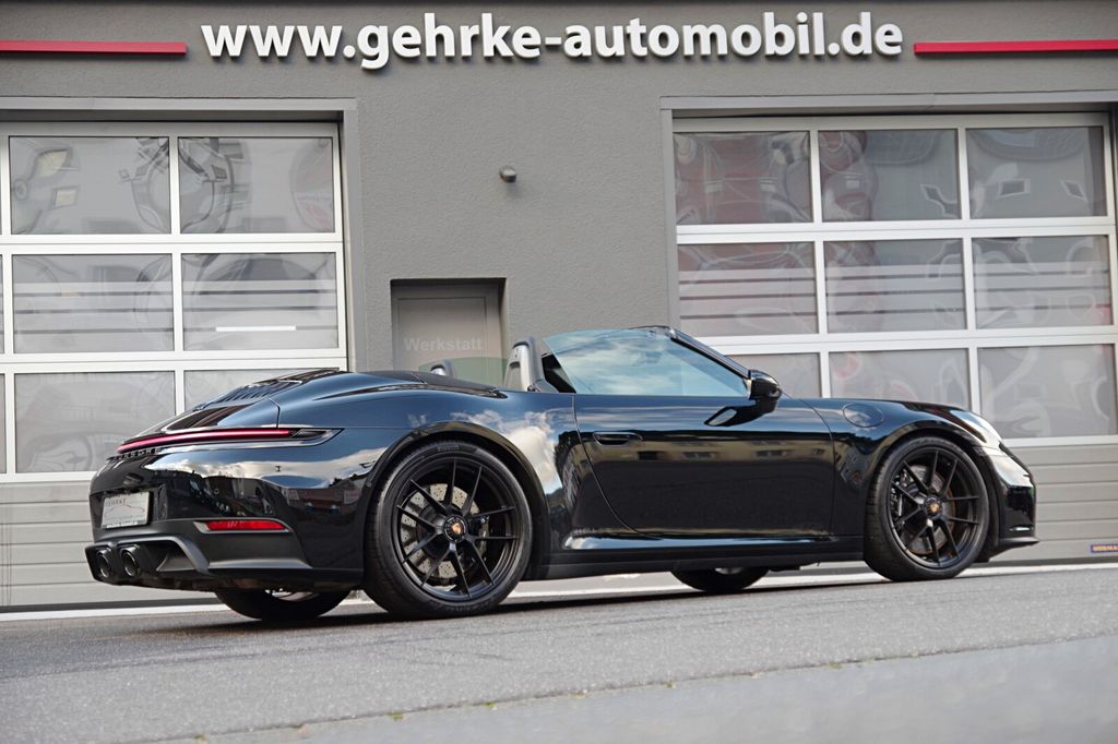 Porsche 992 2025