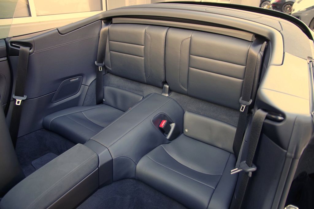 Porsche 992 2025