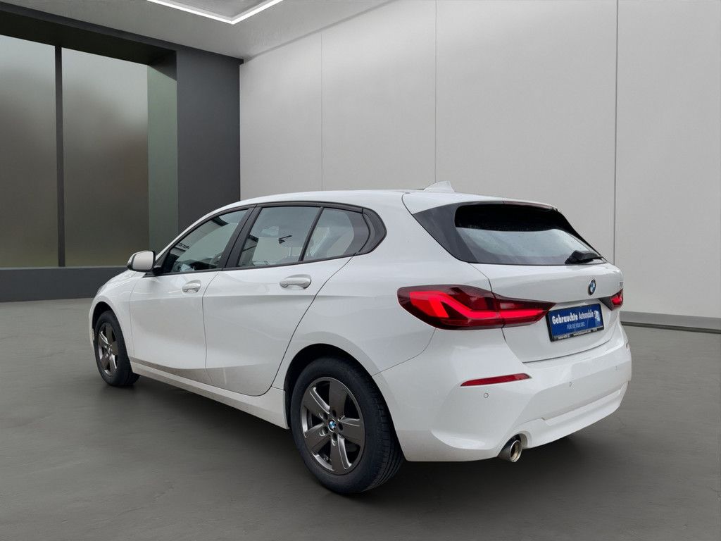 BMW 118 2022