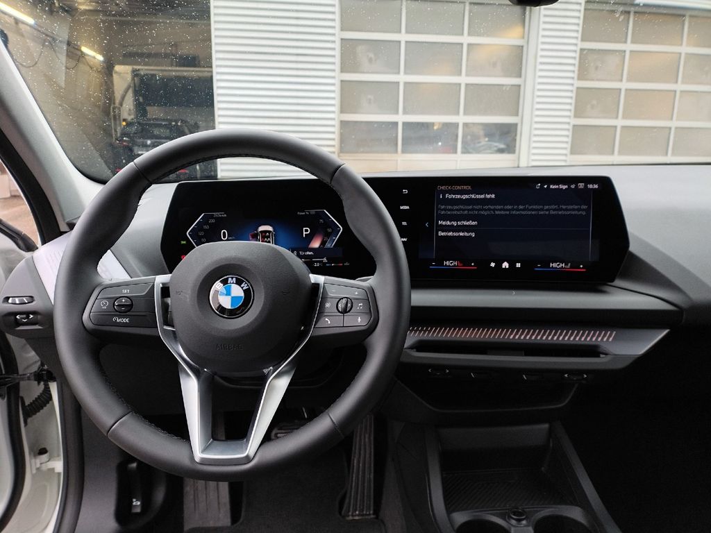 BMW 120 2024