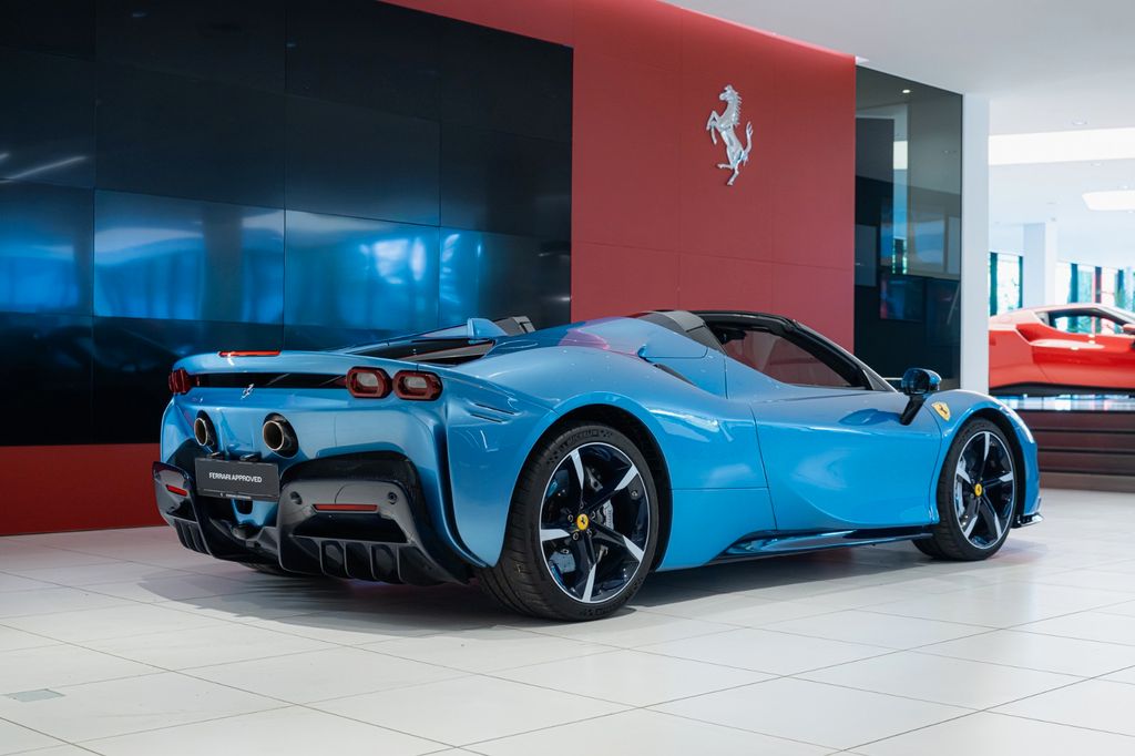 Ferrari SF90 2023