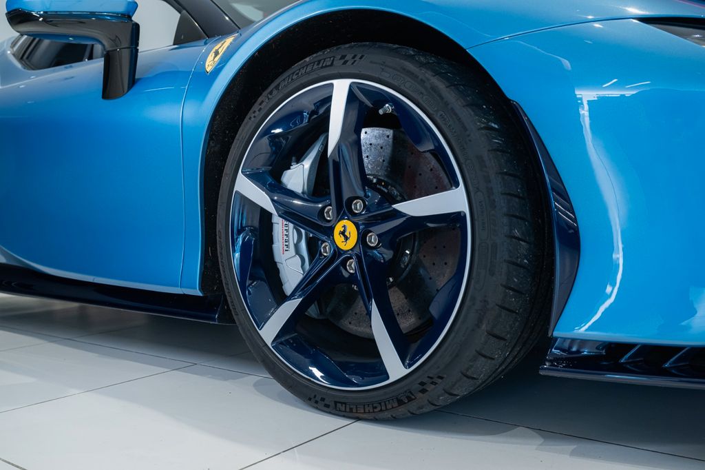 Ferrari SF90 2023