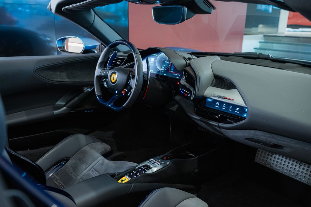 Ferrari SF90 2023