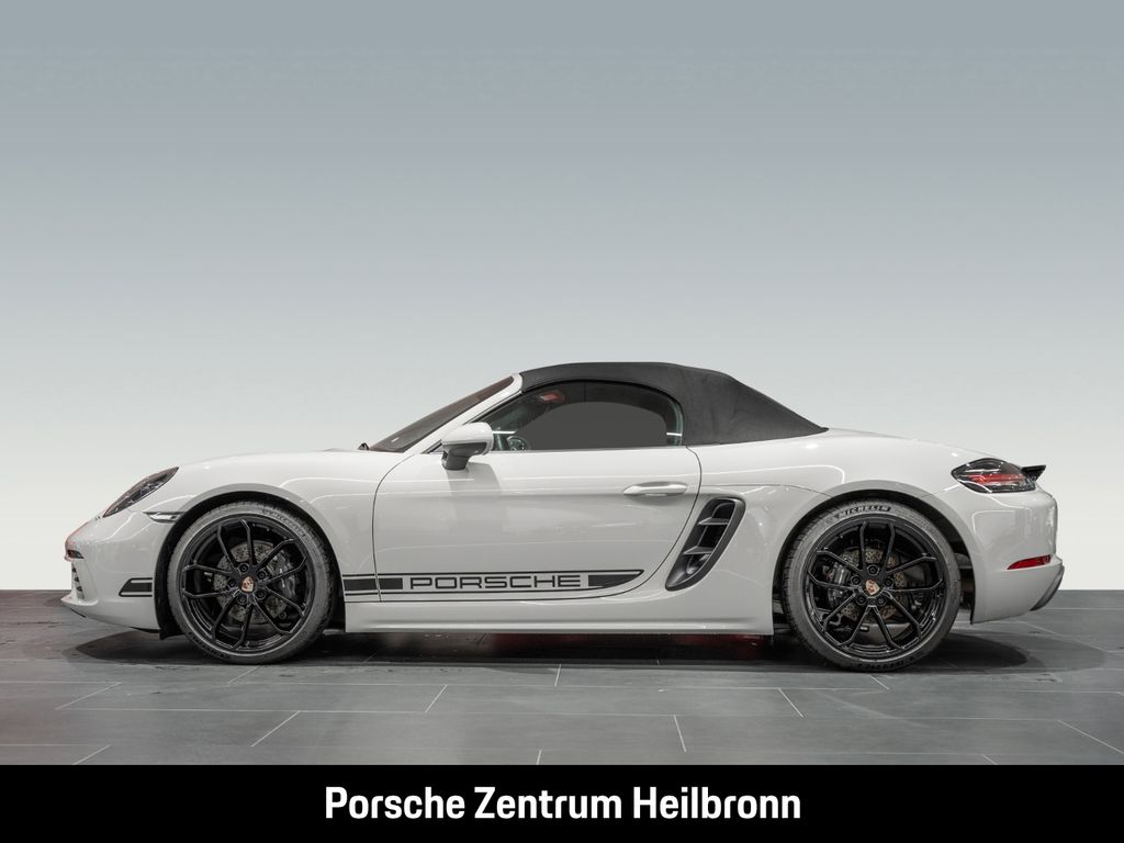 Porsche Boxster 2024