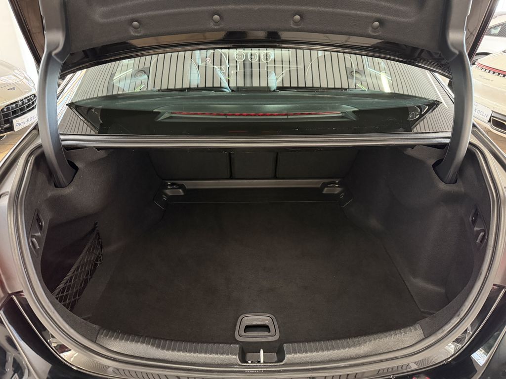 Mercedes-Benz C 200 2024