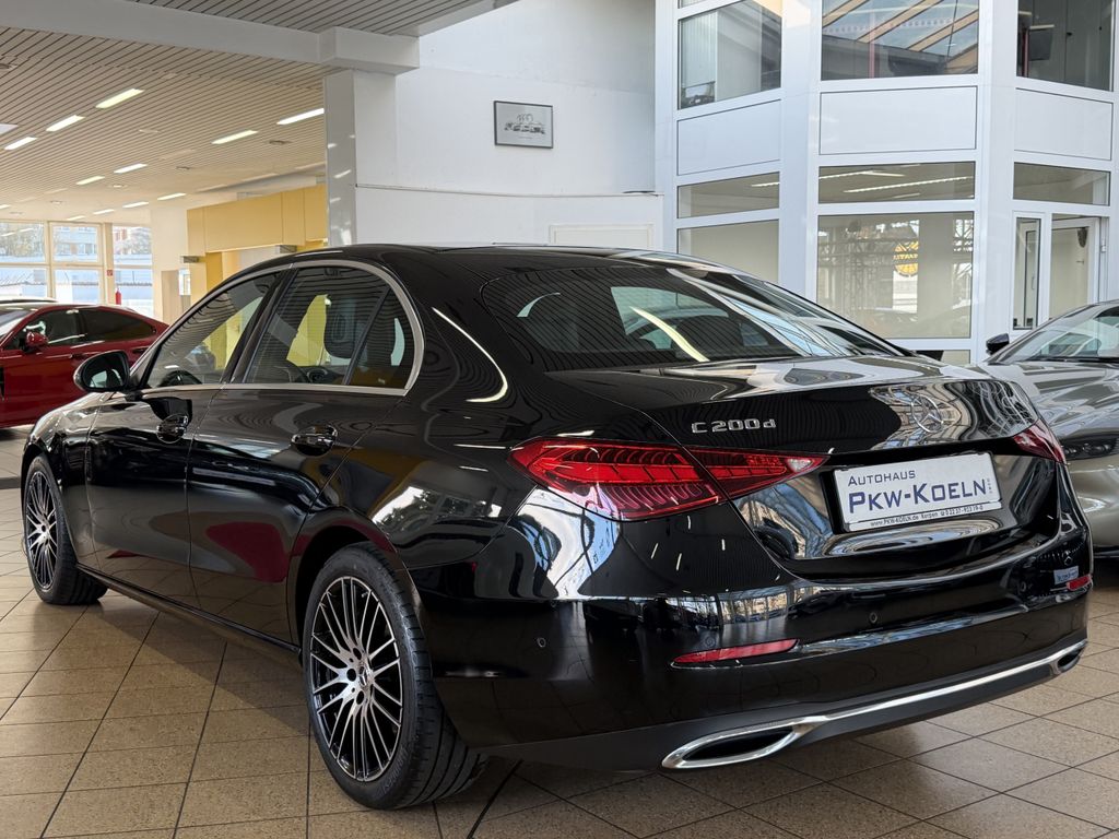 Mercedes-Benz C 200 2024