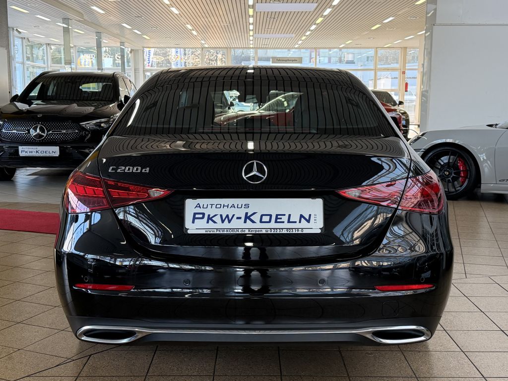 Mercedes-Benz C 200 2024