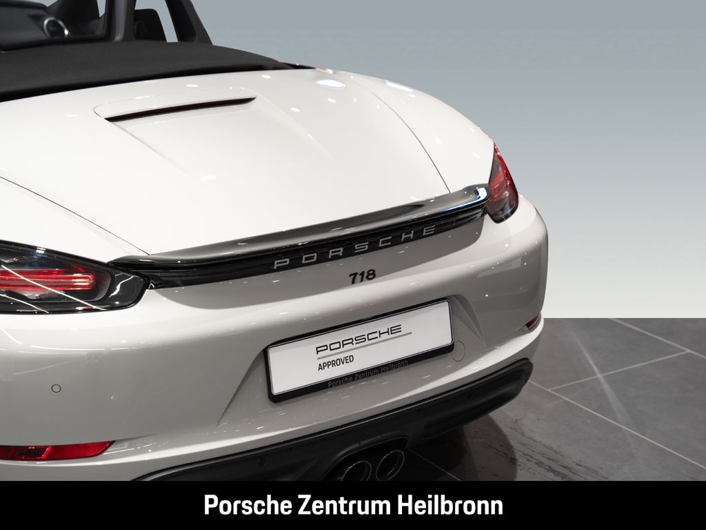 Porsche Boxster 2024